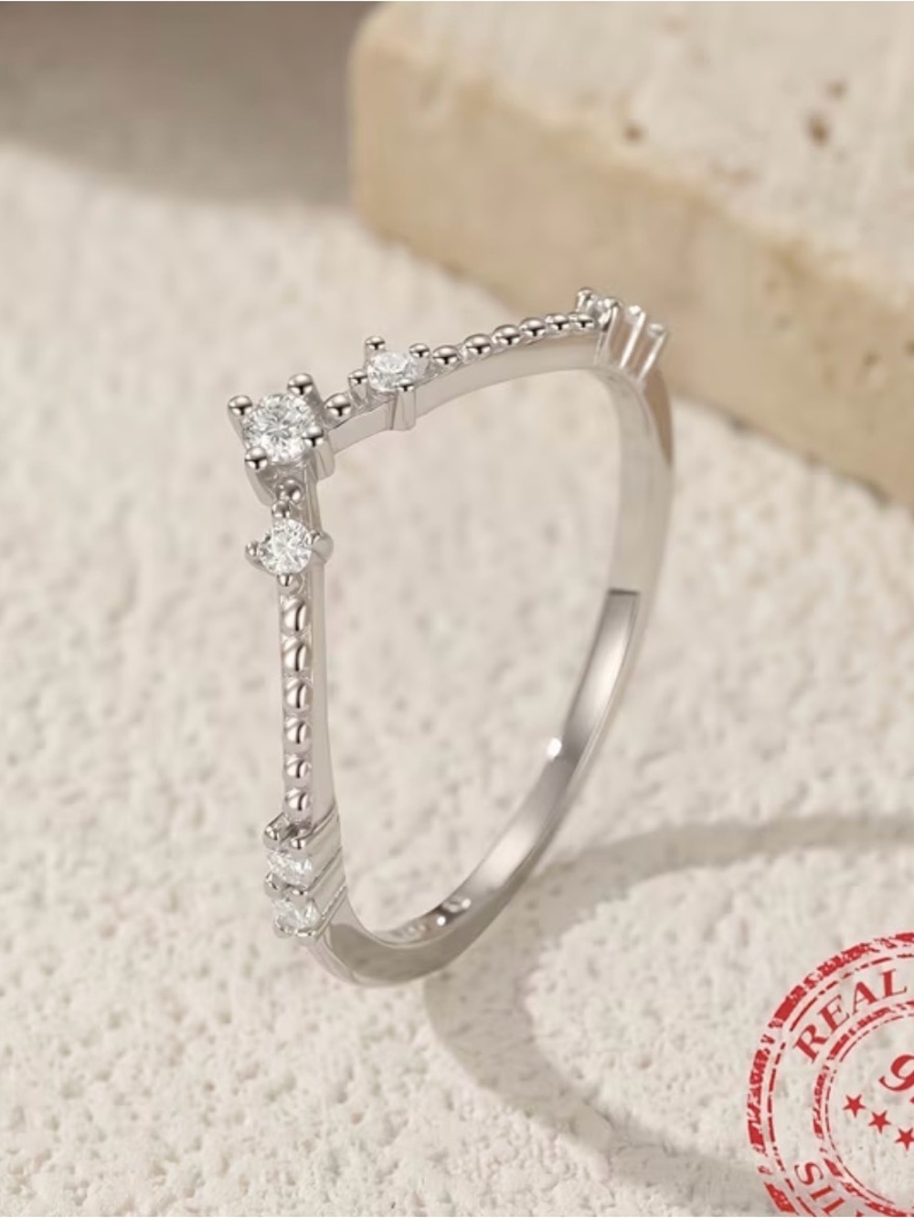 Minimalist Silver V-Top Ring with masonite CPA Included